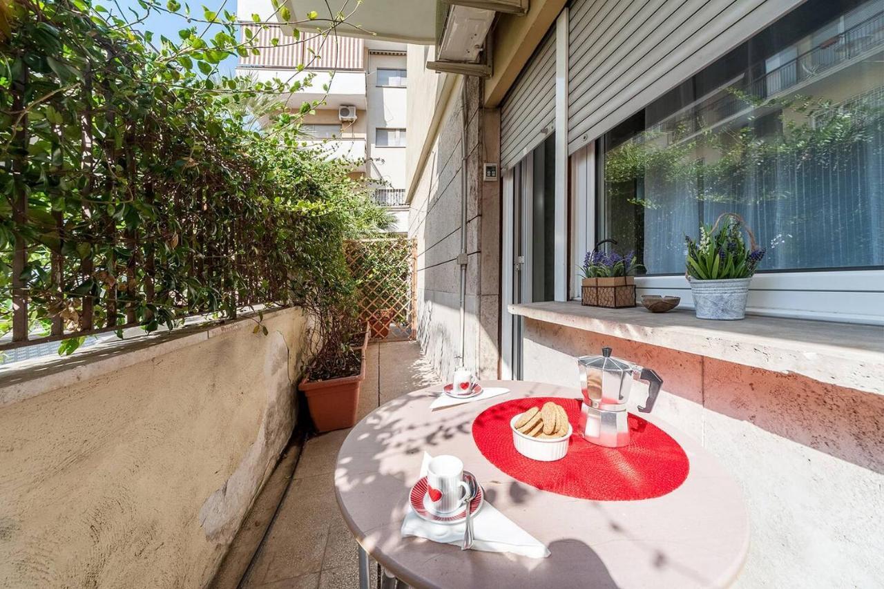 St. Peter - Loft At 50M From Metro Apartment Exterior photo